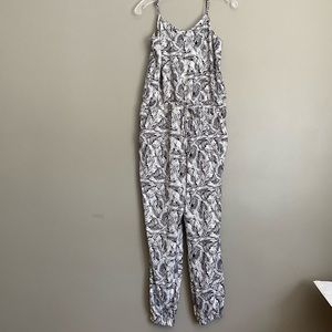 Banana Republic LIKE NEW white and black jumpsuit
